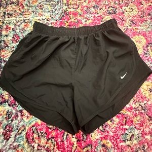 Nike Women’s Tempo Brief-Lined Running Shorts in Black/Black, Size: XL